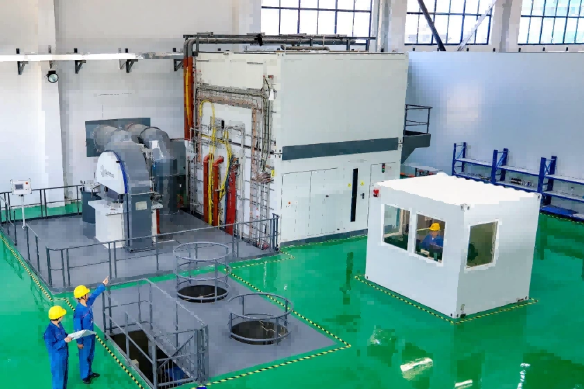 直径 300mm 熱間静水圧プレス（HIP）炉