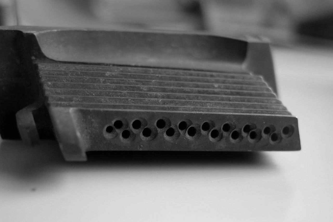 超合金タービンブレード 真空投資鋳造メーカー