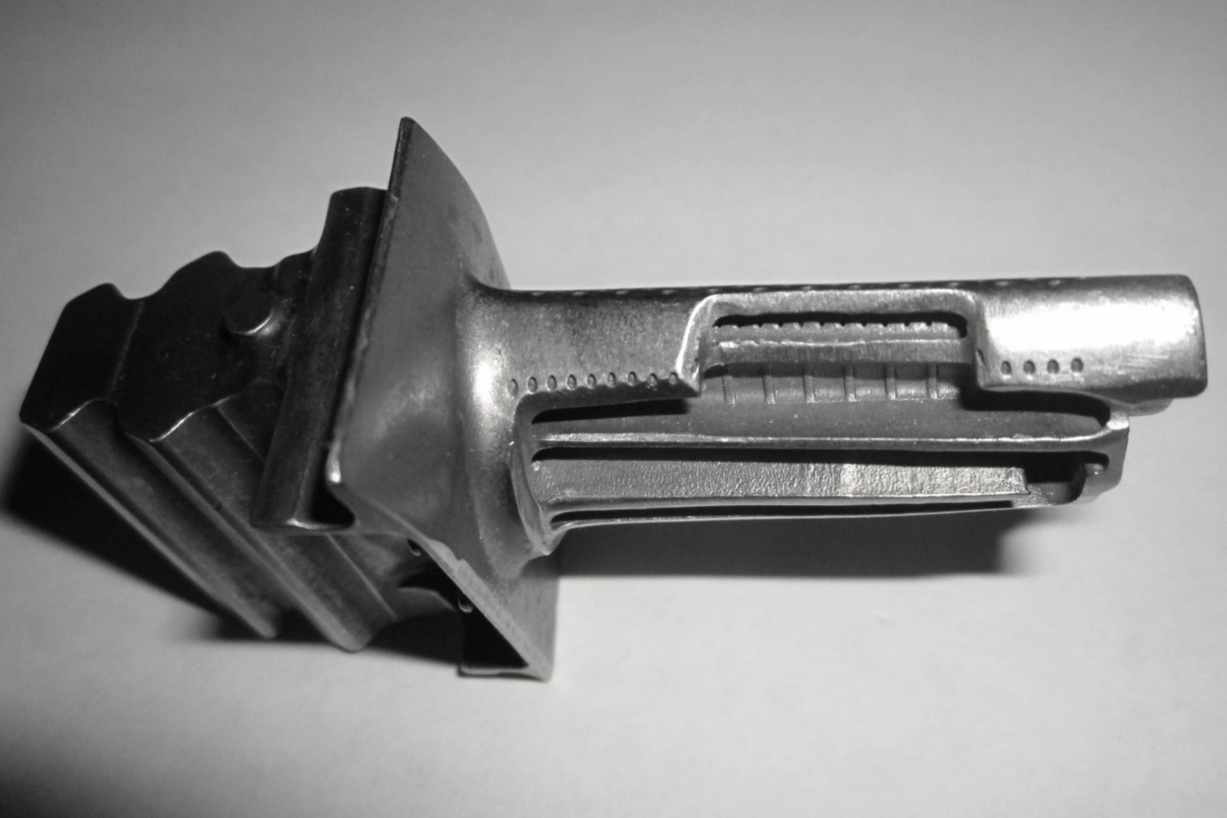 CMSX-2 高温ガスタービンブレード 単結晶鋳造サプライヤー