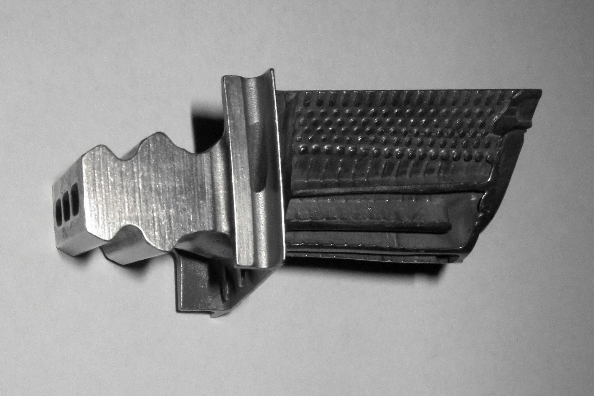 Inconel 718 方向性凝固による超合金部品メーカー