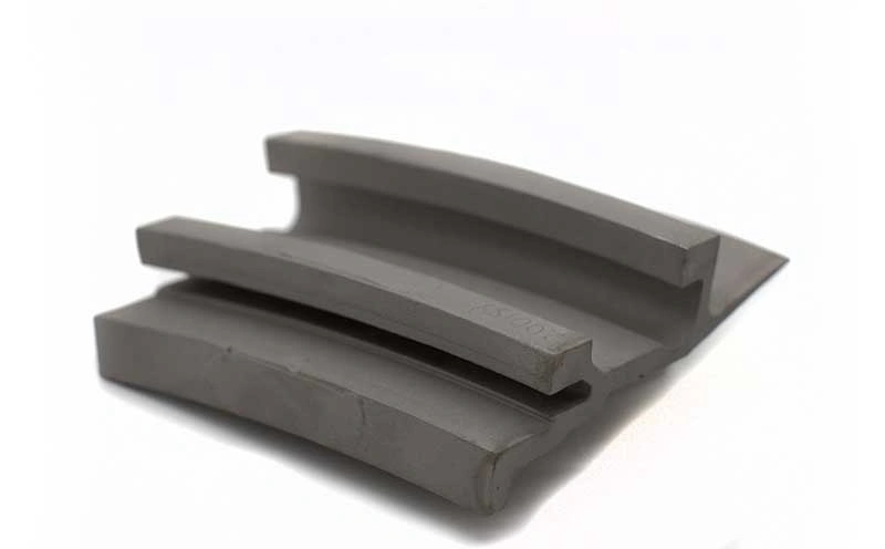 高性能用途向け Inconel 超合金セグメント部品の精密鍛造