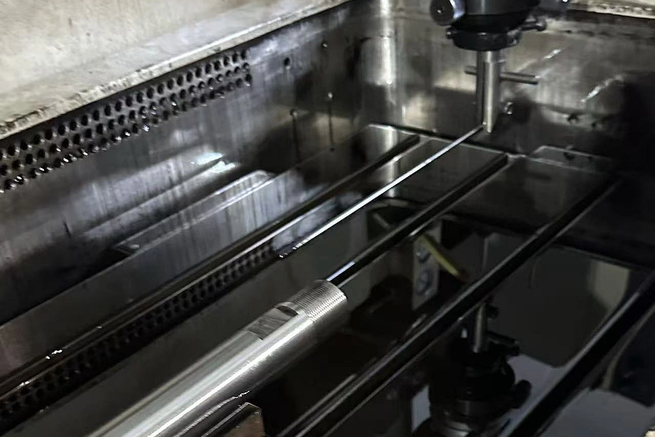 superalloy-long-hole-drilled-components-electrical-discharge-machining