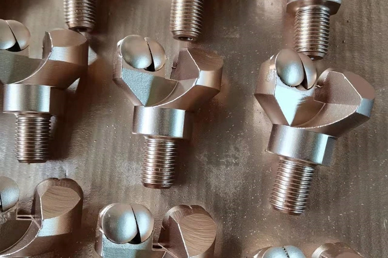 超合金 採鉱工具 カスタム部品 鋳造工場