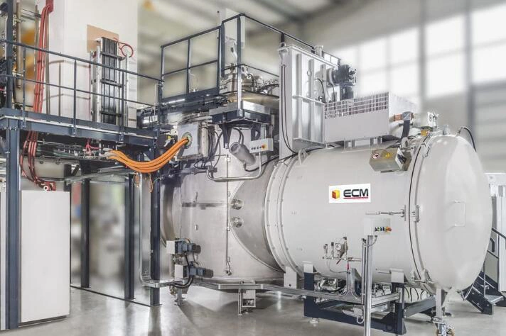 真空誘導溶解炉（VIM）