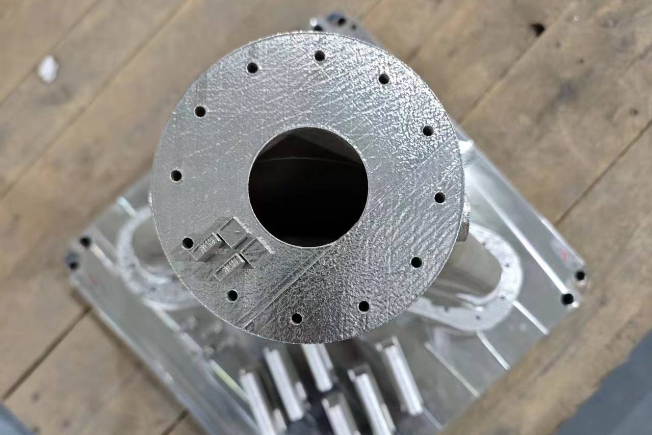 High-Powered 8KW Laser for Cladding Alloy Components